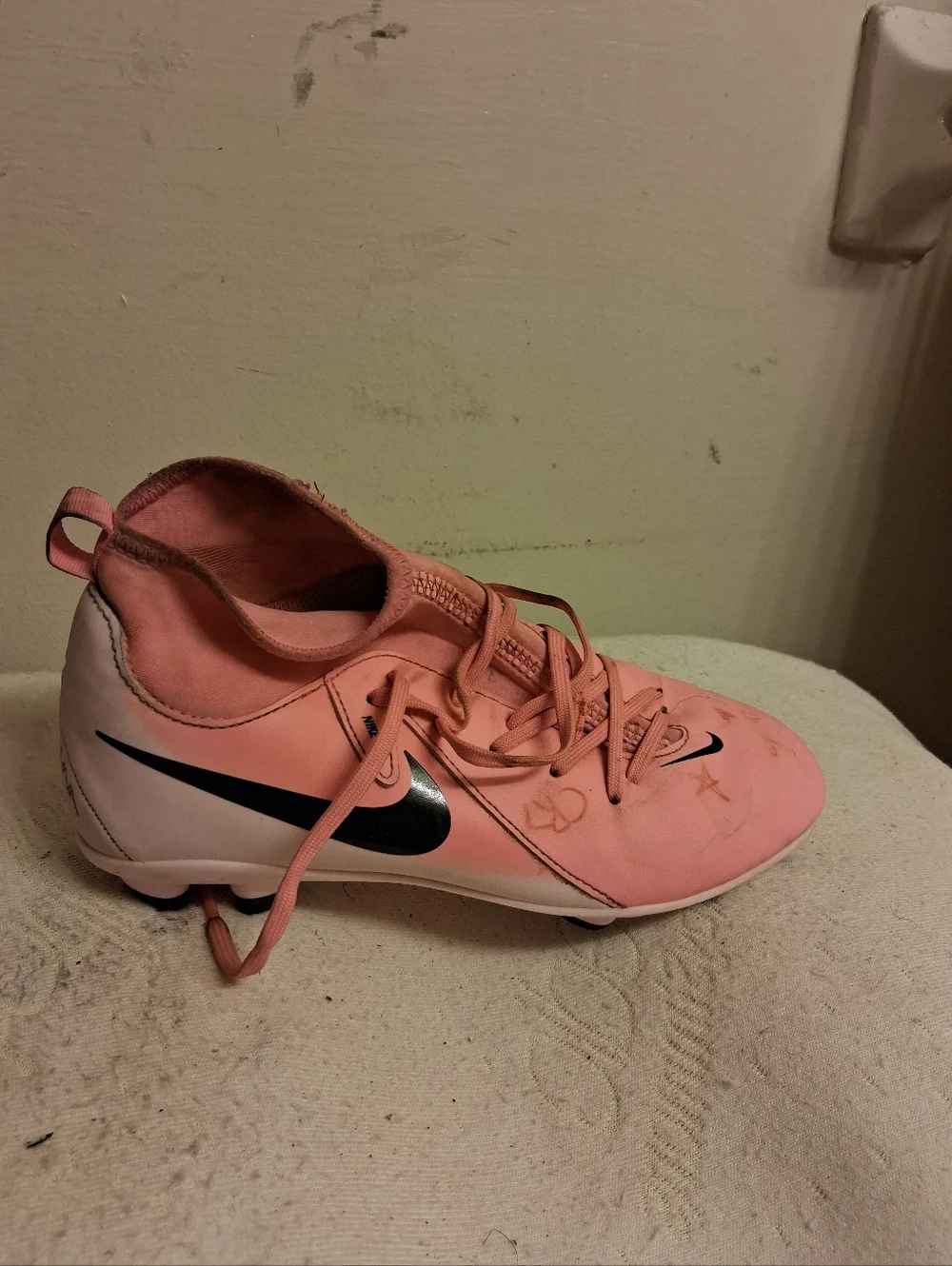 Nike pink gradient